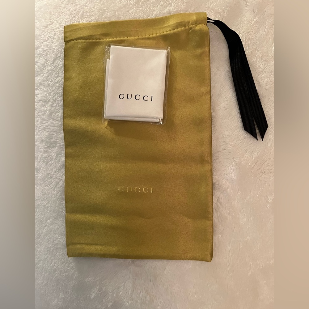 Gucci sunglass pouch and duster